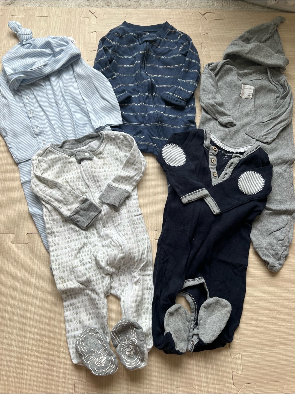 Baby Boys organic cotton pajama and footed outfit bundle of 5 size 3-6 months